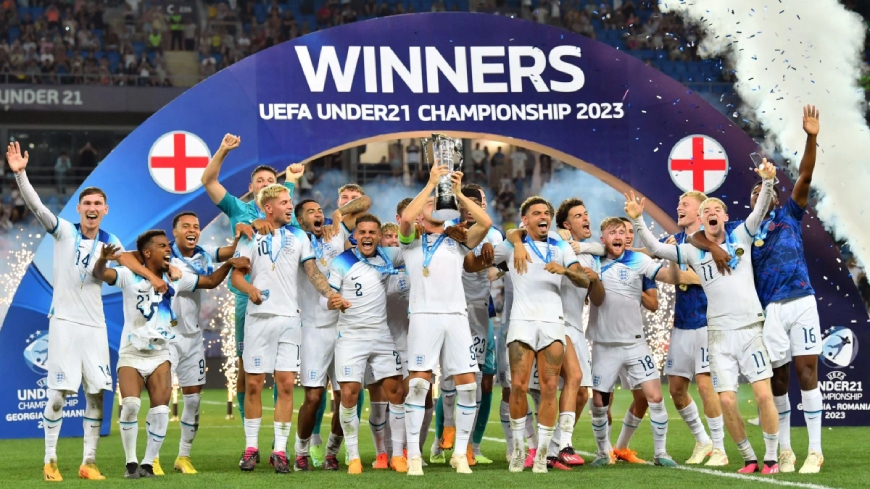 u21