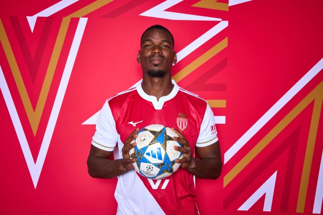 paul-pogba-monaco-poses-portrait-1020735466.jpg