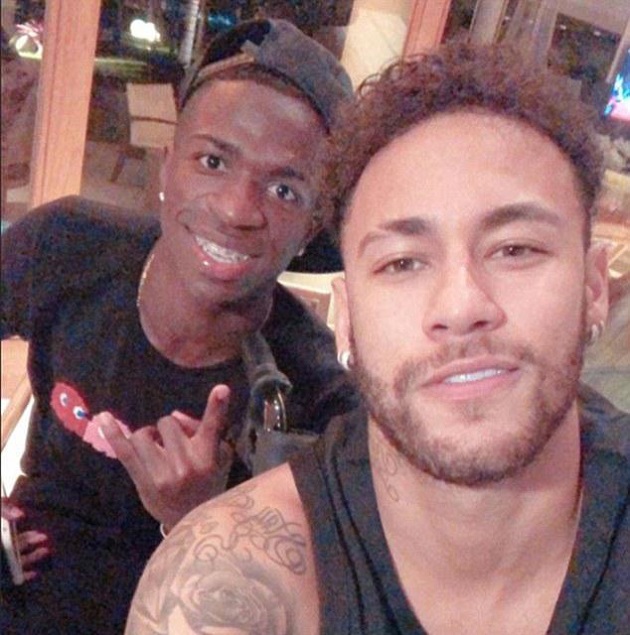 Neymar Hội Ngộ Đàn Em Ở... Sòng Bài