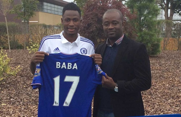 Lộ bảng lương Chelsea: Baba Rahman quá mặn