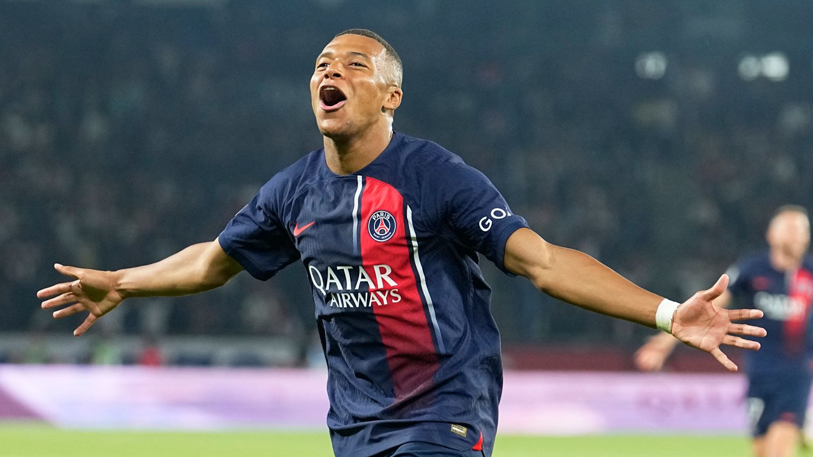 Không phải Real, Mbappe tiết lộ bến đỗ trong mơ