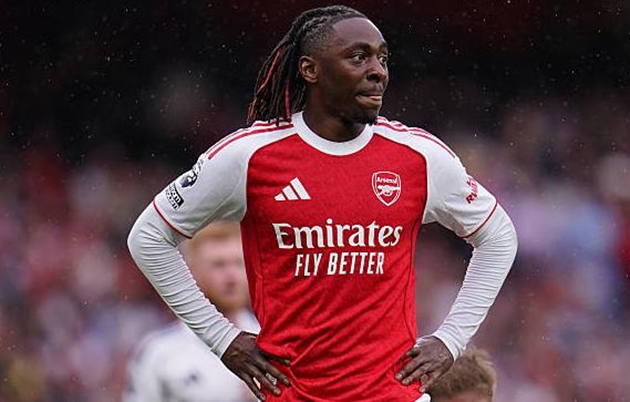 Crystal Palace nắm chìa khóa giúp Arsenal vô địch