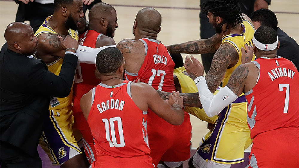 lakers-rockets-fight