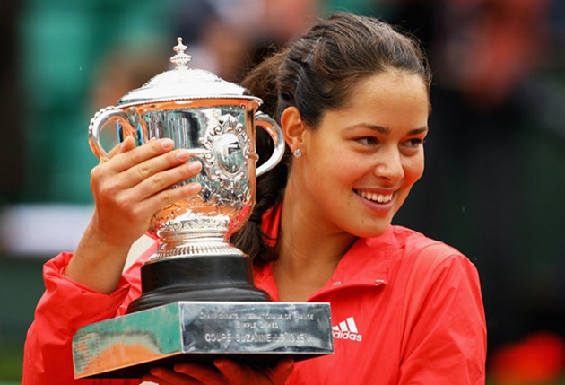 ana-ivanovic-long-smooth-bob-hairstyle-with-angled-bangs_marg