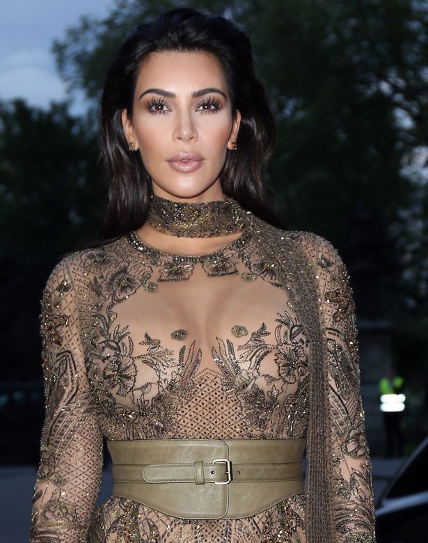 Kim-Kardashian-West-Vogue