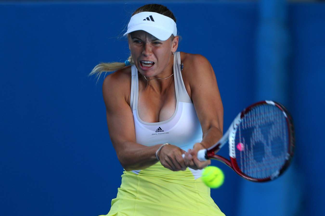 Caroline-Wozniacki---Australian-Open-2013-03