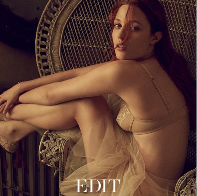 149010443015633-untitled