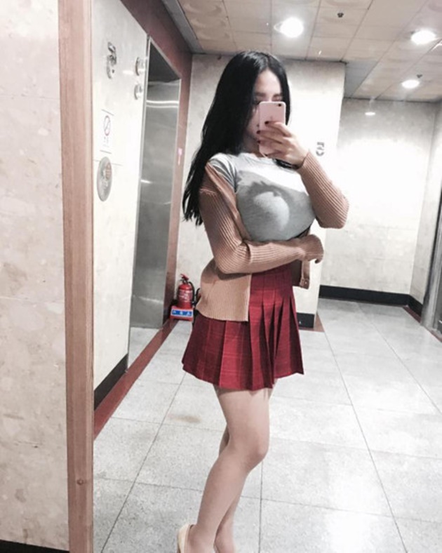 7_81411