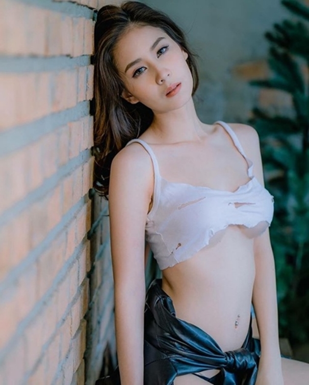 My-nhan-Thai-chuyen-mac-m