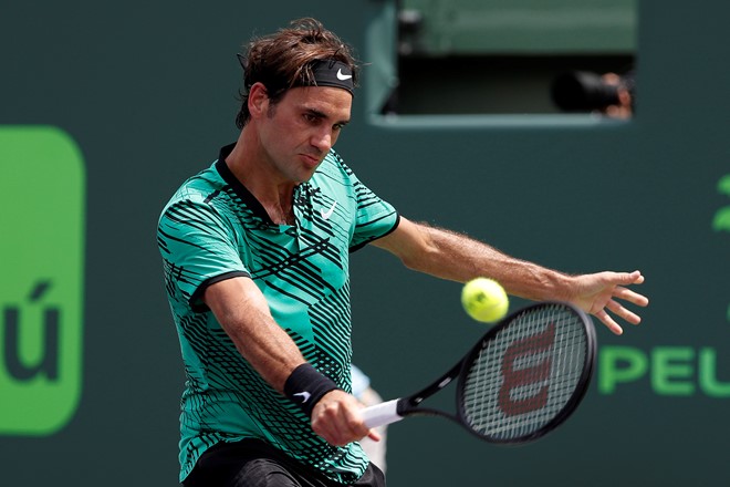 Federer-tennis-1