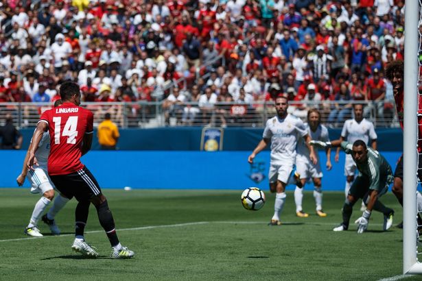 international-champions-cup-2017-real-madrid-v-manchester-united-1-0940