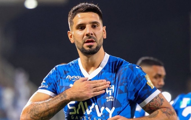 Mitrovic Manchester 02