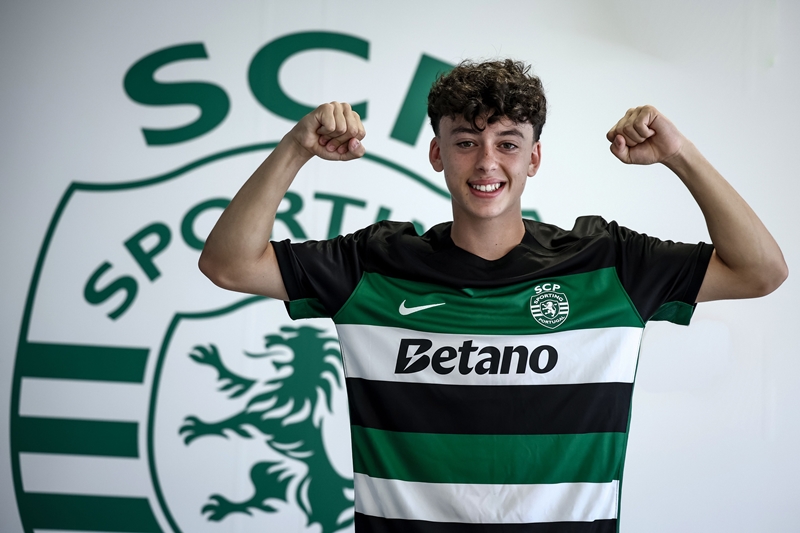 Paulo Iago Sporting Lisbon 01