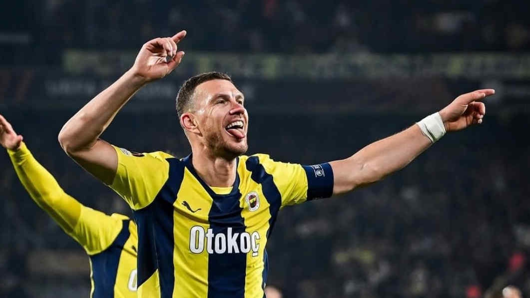 Edin Dzeko 02