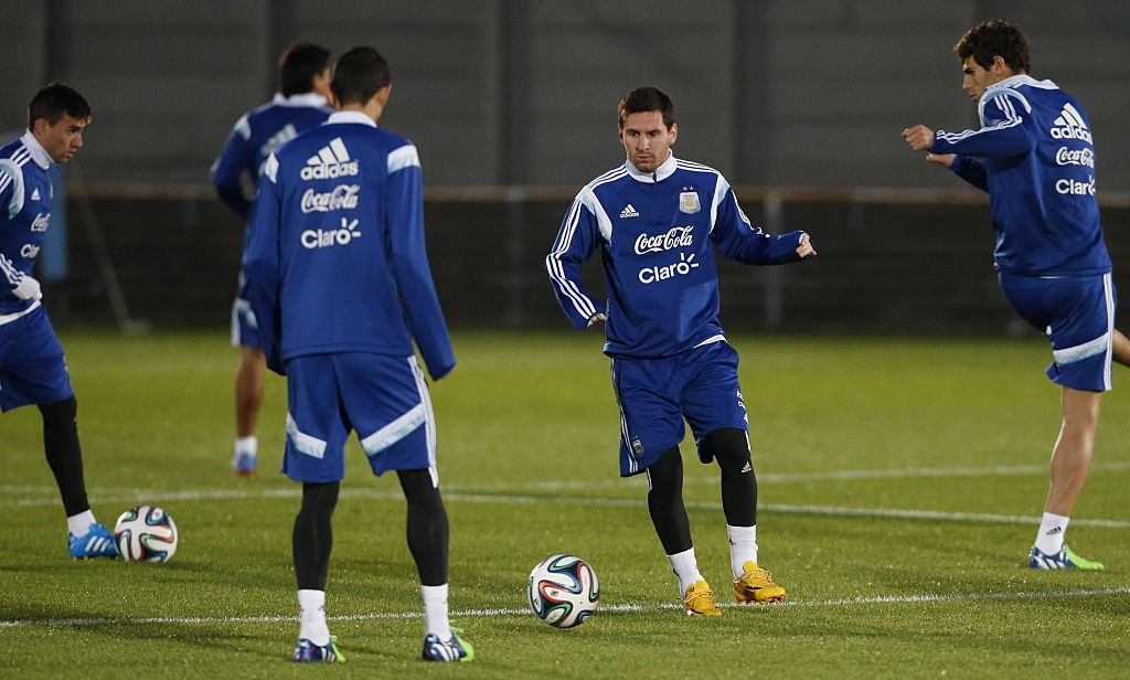 Lionel Messi Romford 01
