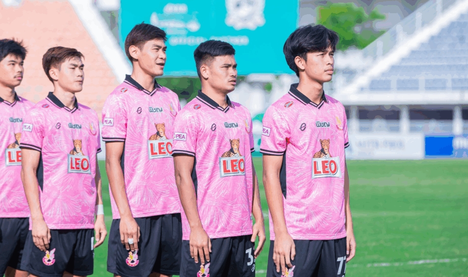 Nongbua Pitchaya 01
