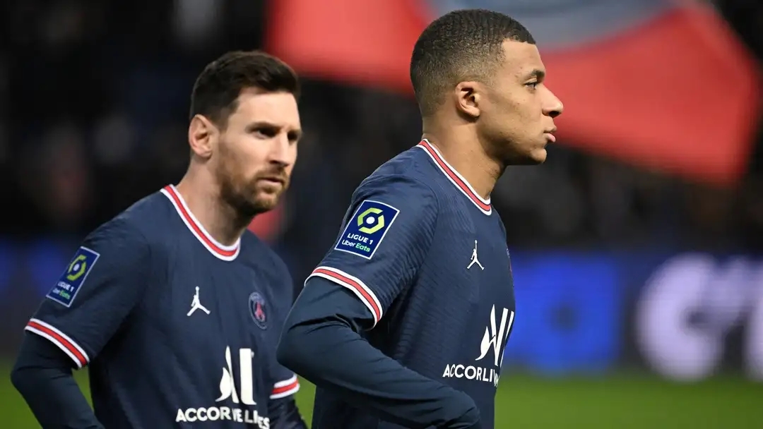 Messi PSG Mabple 01