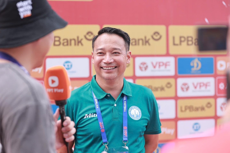 Vu Hong Vie 01