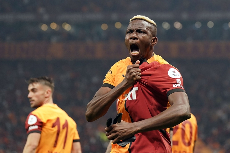 Victor Osimhen 08