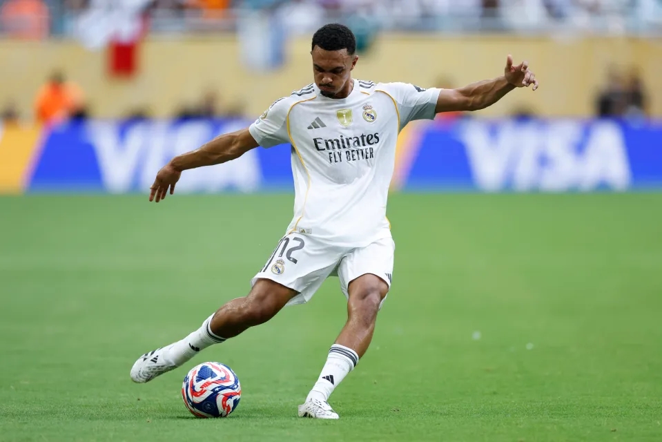 Trent Alexander-Arnold 03