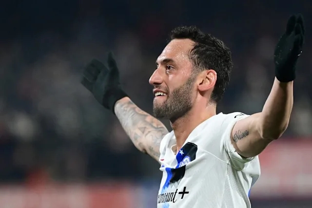 Hakan Calhanoglu 04