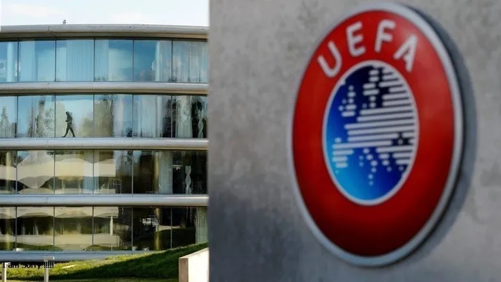 UEFA 01