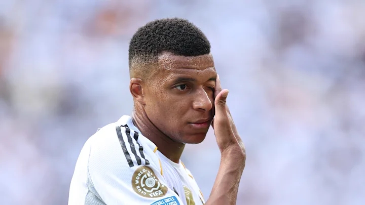 Kylian Mbappe 05