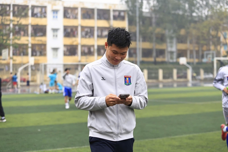 Tran Huu Dong Trieu 04