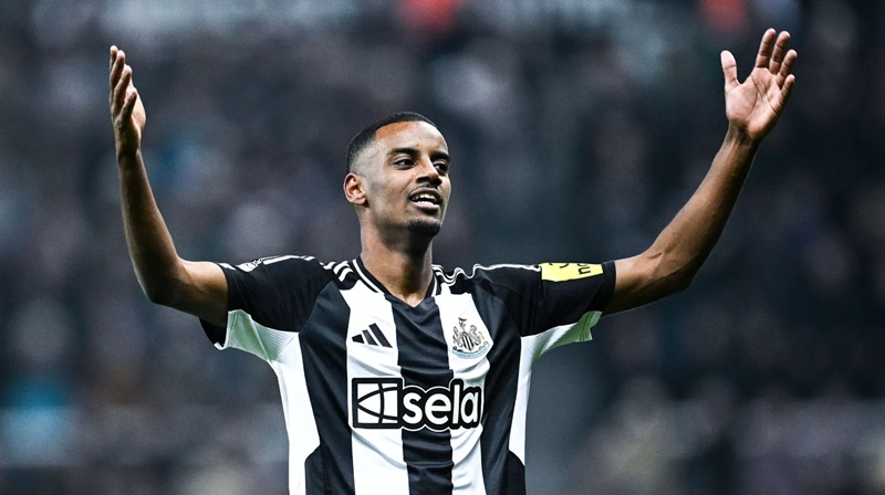 Alexander Isak 03