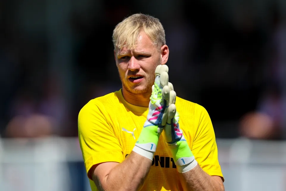 Aaron Ramsdale 02