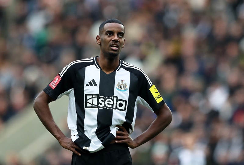 Alexander Isak 06