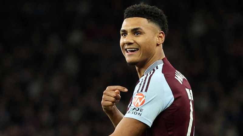 Ollie Watkins 04