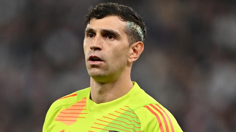 Emiliano Martinez 01