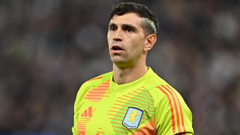 Emiliano Martinez 03