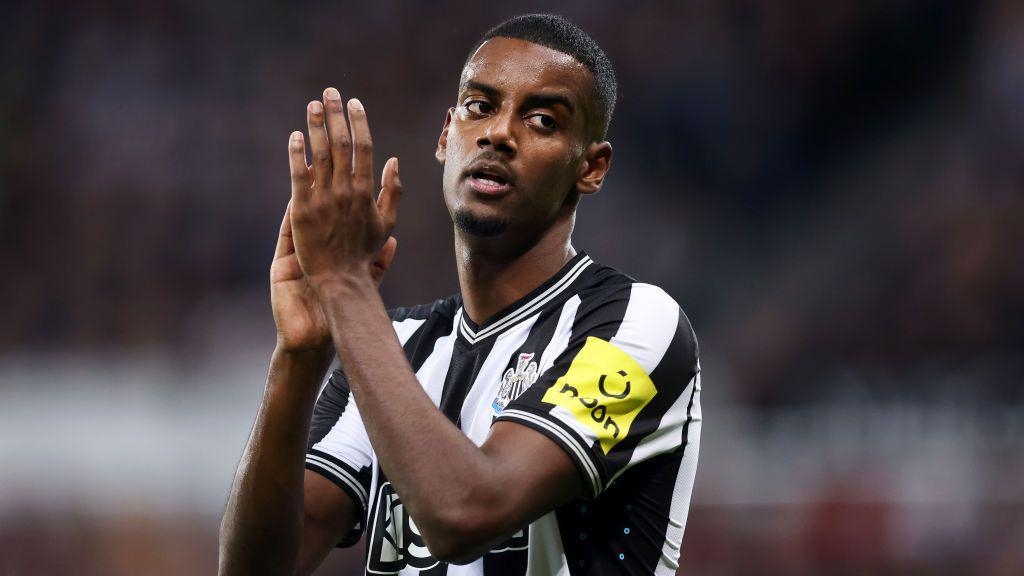Alexander Isak 13