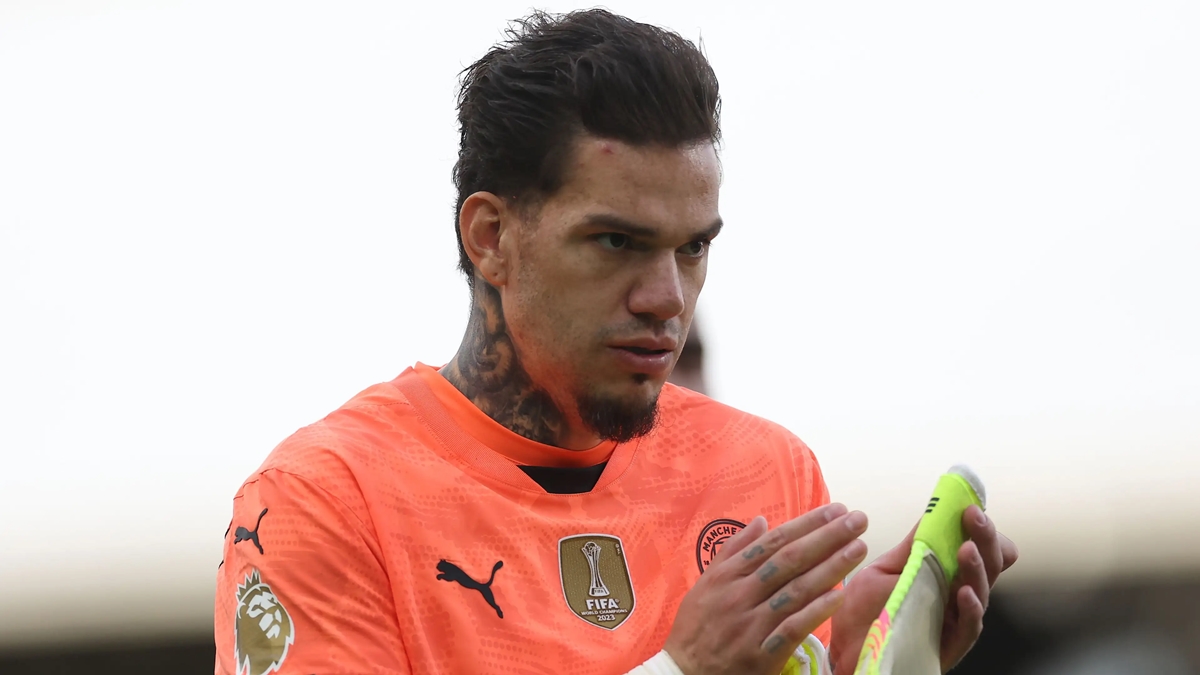 Ederson 04