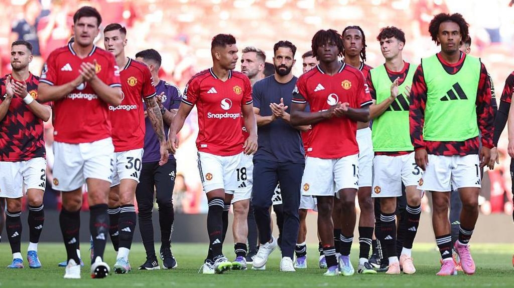 Man United vs Arsenal 02