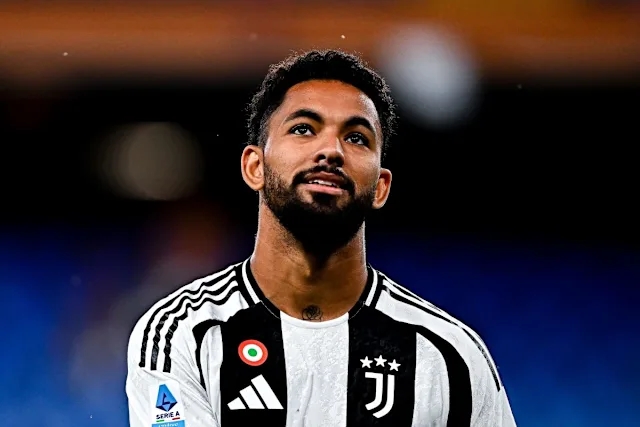 Douglas Luiz 01