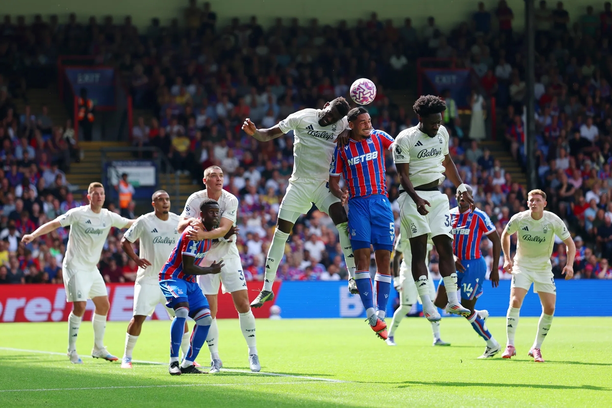 Crystal Palace Nottingham Forest 01