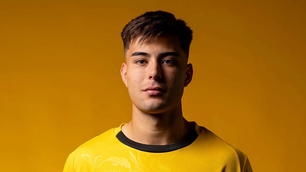 Aaron Anselmino 02