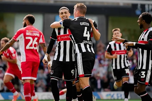 Grimsby Town 02