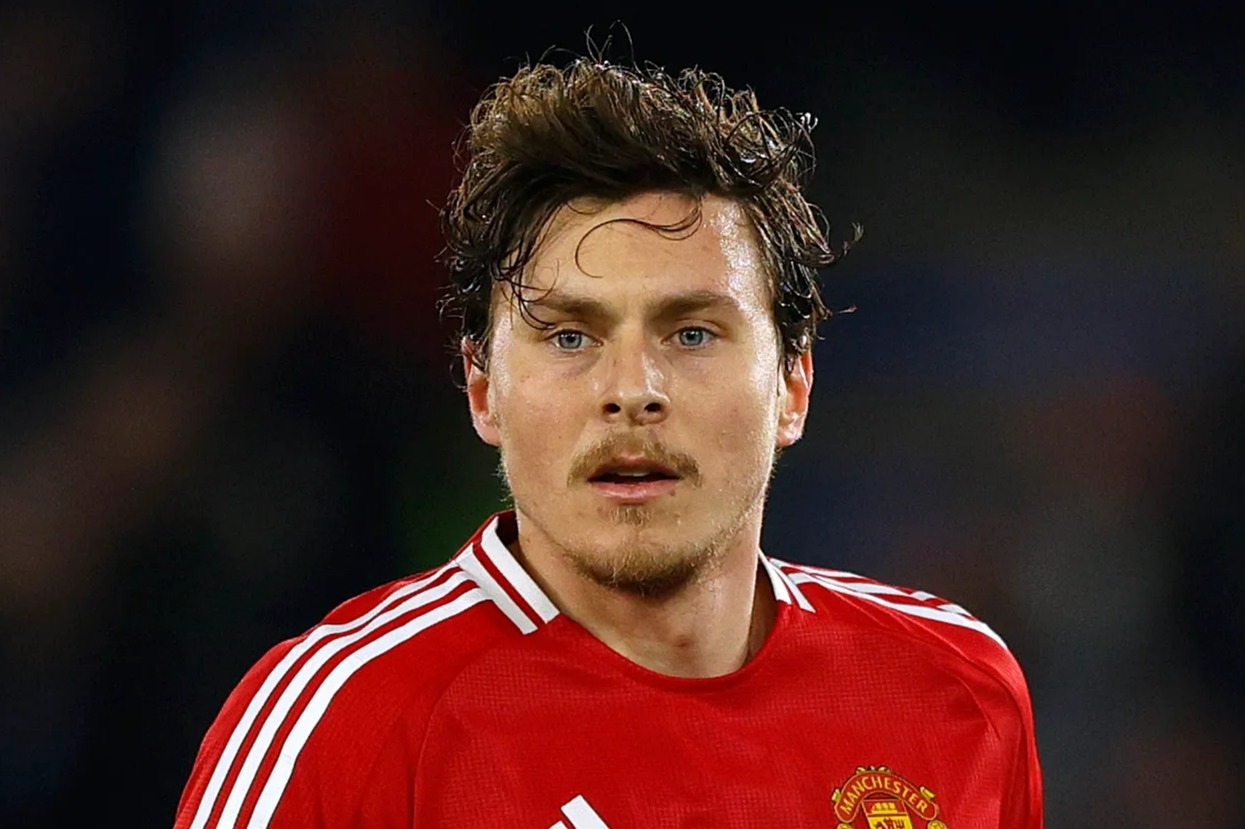 Victor Lindelof 01