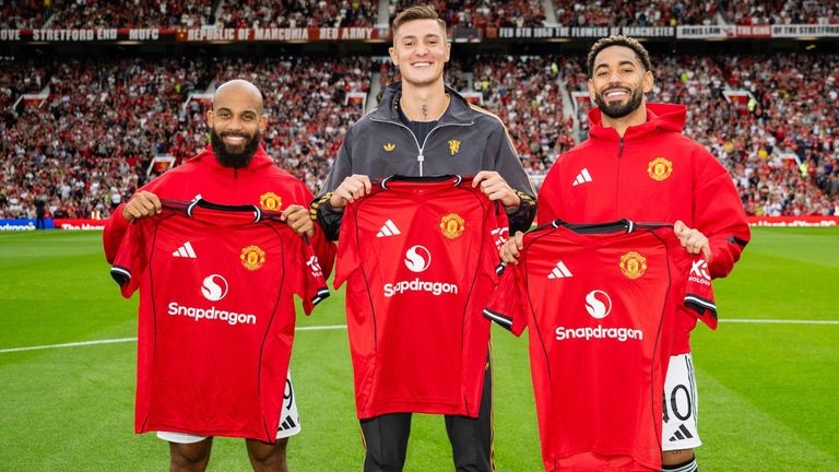 Manchester United 17