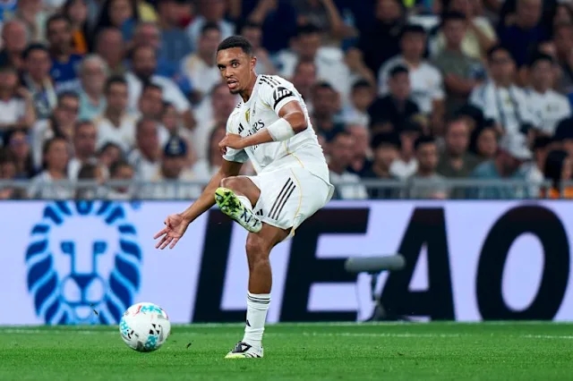 Trent Alexander-Arnold 08