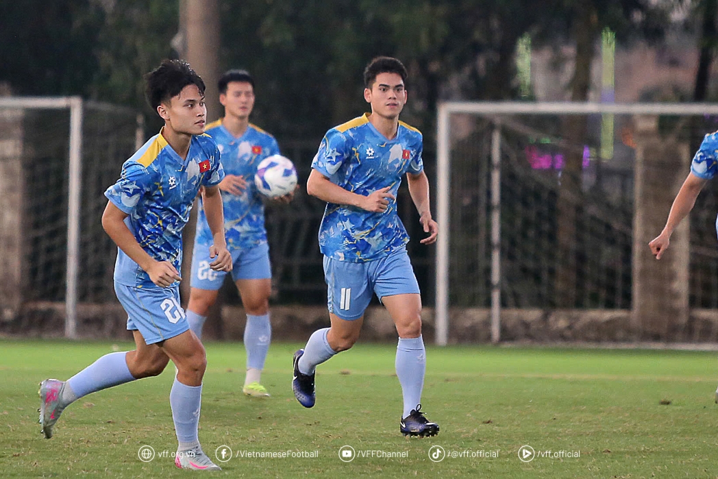 U23 VN tap 02