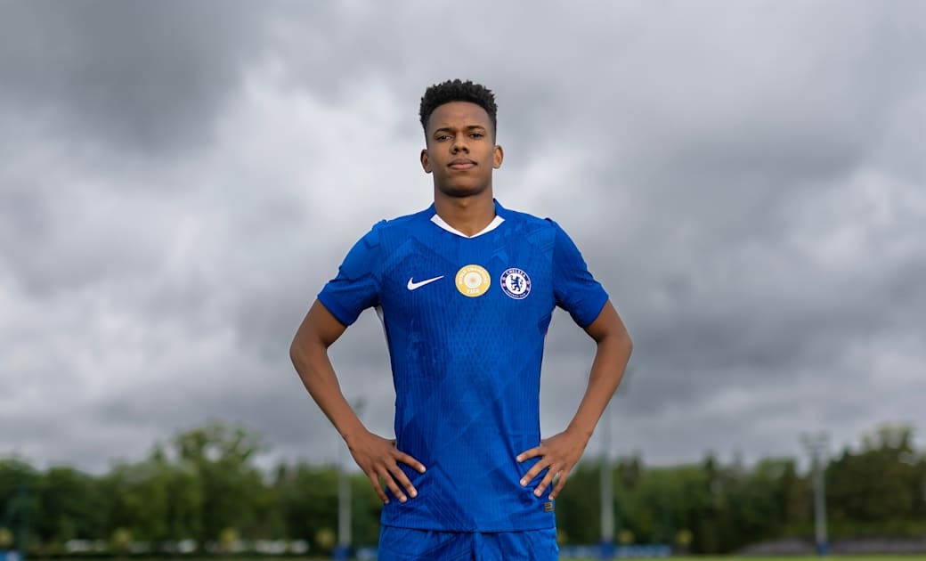 Estevao Willian 01