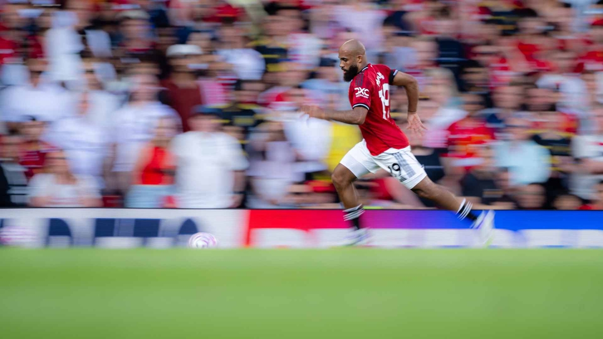Bryan Mbeumo 05