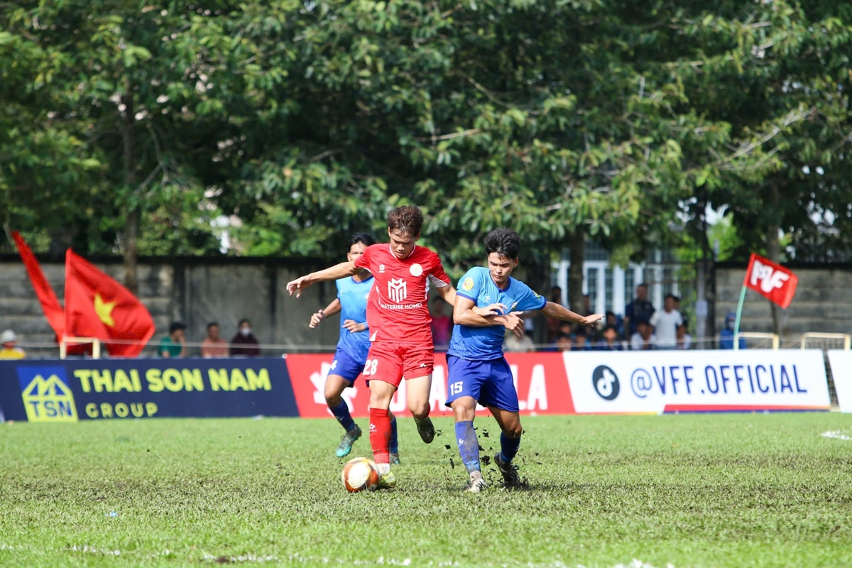 U17 QG 04