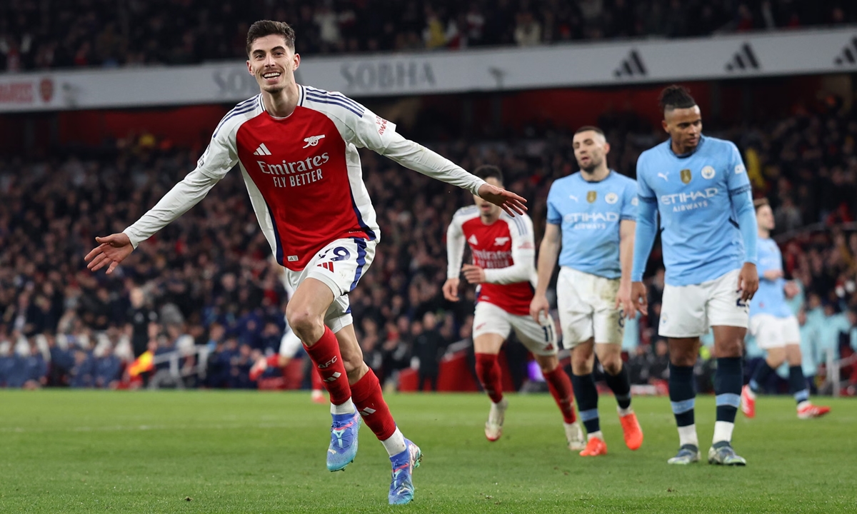 Arsenal Man City 01