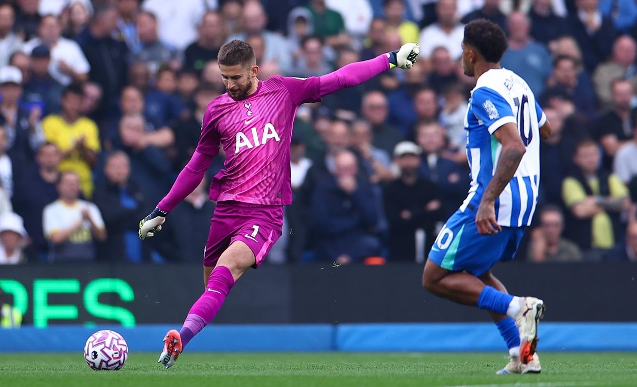 Tottenham Brighton 02